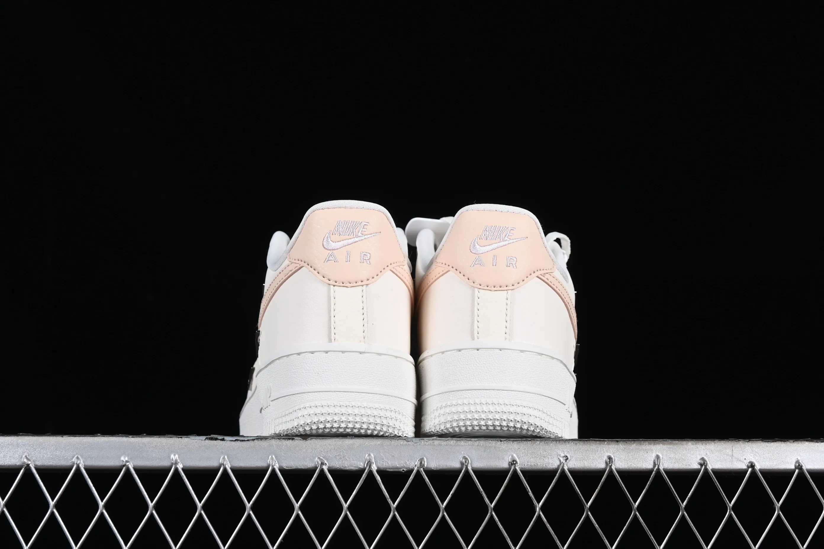 All Categories Nk Air Force 1 Air Force Series Nk Air Force 1 Low Air Force Low Nk Air Force 1'07 Low Joint Rose Gold Hook Air Force One Low Casual Sneakers FV8110-181